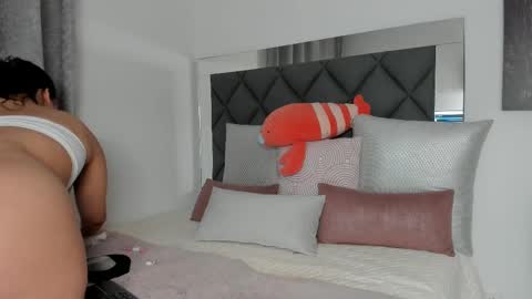   Instagram soygabi g   online show from 03.02.25