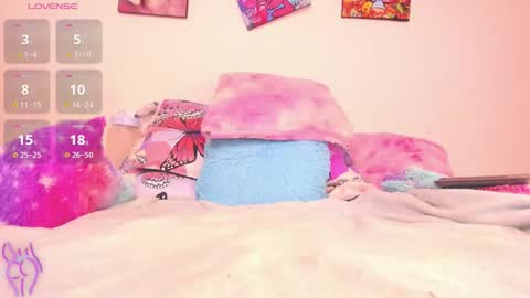 please follow my friendasya zas online show from 03.12.26