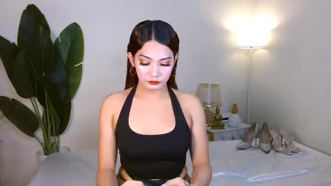 Snapshot of gabriela_deluxe chatting on 10.24.25 gabriela_deluxe online show from 10.24.25