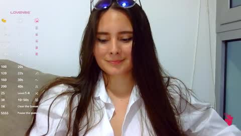 Gabriela Miller online show from 12.05.24