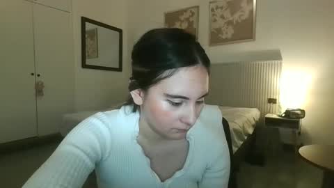 Snapshot of gabriela_miller_2 chatting on 04.22.26 Gabriela Miller online show from 04.22.26