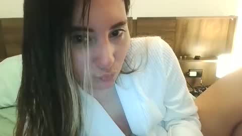 Snapshot of gabriela_miller_2 chatting on 05.06.26 Gabriela Miller online show from 05.06.26