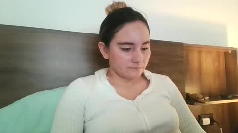 Snapshot of gabriela_miller_2 chatting on 05.13.26 Gabriela Miller online show from 05.13.26