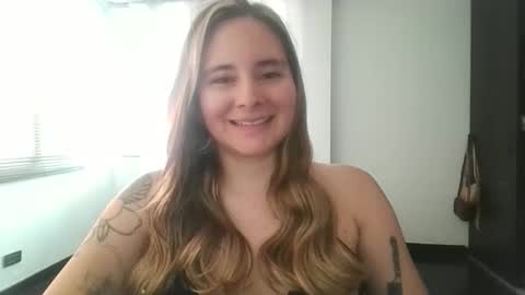 Snapshot of gabriela_miller_2 chatting on 06.10.26 Gabriela Miller online show from 06.10.26