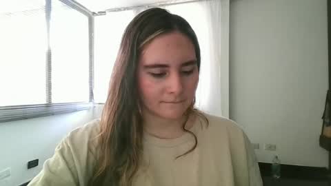 Snapshot of gabriela_miller_2 chatting on 06.27.26 Gabriela Miller online show from 06.27.26
