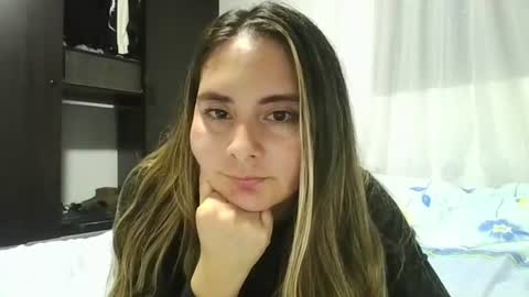 Snapshot of gabriela_miller_2 chatting on 07.25.26 Gabriela Miller online show from 07.25.26