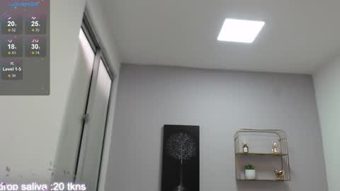 Gabriela mills  online show from 11.05.25