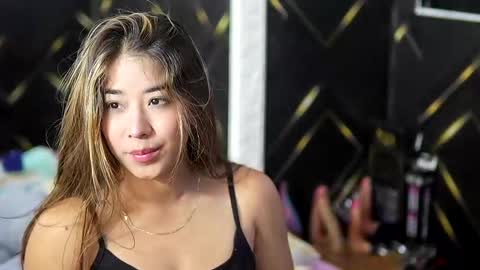 Gabriela salgado online show from 10.06.25