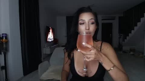 Snapshot of gabrielaaxxx chatting on 07.03.26 i love to squirt online show from 07.03.26