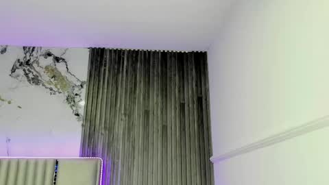 Gabriela Kassi online show from 09.19.25