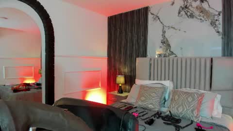 Snapshot of gabrielakassi chatting on 06.26.26 Gabriela Kassi online show from 06.26.26