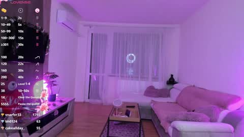 Snapshot of gabrielalove_ chatting on 02.06.25 Gabrielaaaa online show from 02.06.25