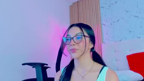 Gabriela Evans MS online show from 03.05.25