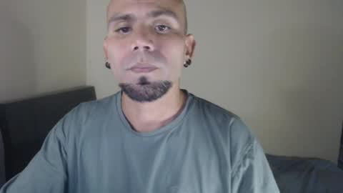 Snapshot of gabrielle_ramirez chatting on 06.18.26 Gabriel online show from 06.18.26