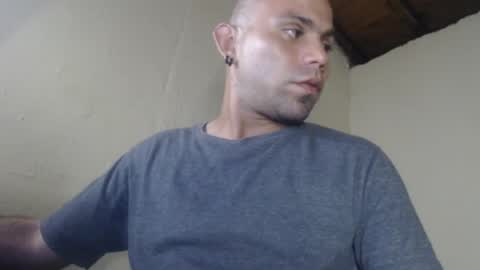 Snapshot of gabrielle_ramirez chatting on 06.21.26 Gabriel online show from 06.21.26