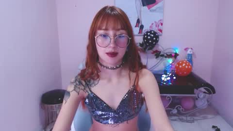 Snapshot of gaby_angel25 chatting on 10.24.25 ..          .. online show from 10.24.25