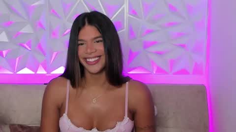 Snapshot of gaby_black_ chatting on 10.17.25 Gabriela online show from 10.17.25