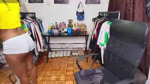 Snapshot of gaby_dams9 chatting on 02.21.26 GABY online show from 02.21.26