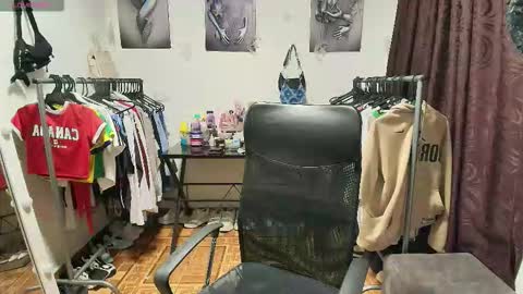 Snapshot of gaby_dams9 chatting on 02.24.26 GABY online show from 02.24.26