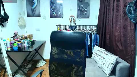 Snapshot of gaby_dams9 chatting on 02.27.26 GABY online show from 02.27.26