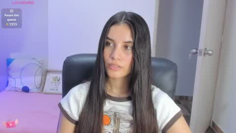 Snapshot of gaby_olsen chatting on 06.16.26 Gabriela online show from 06.16.26