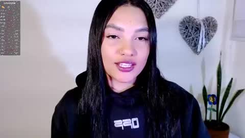 My name is Gabriela.. nice to meet you thumbs up please its very important to me online show from 07.19.26
