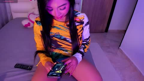 Snapshot of gabydesire chatting on 10.22.25 GABY DESIRE online show from 10.22.25