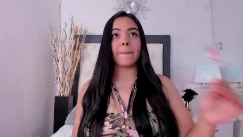 Snapshot of gabyherreraa chatting on 05.12.26 Gaby online show from 05.12.26