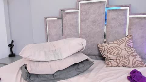 gabyyjones online show from 01.29.25