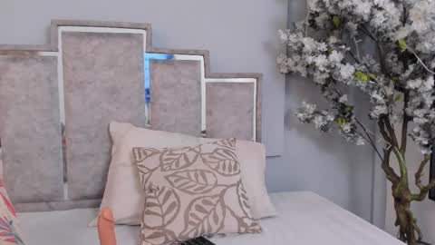 gabyyjones online show from 03.05.25