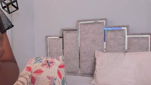 gabyyjones online show from 03.06.25