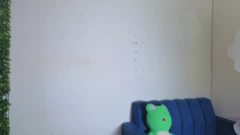 Snapshot of gael_david chatting on 06.14.26 Gael online show from 06.14.26