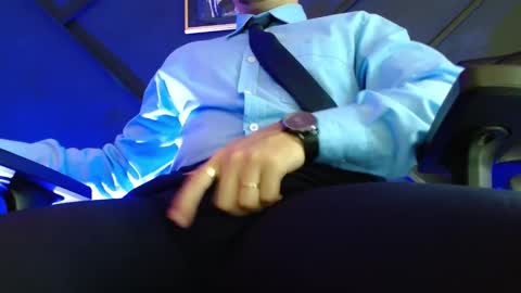 Snapshot of gael_williams3 chatting on 02.21.25 gael_williams3 online show from 02.21.25