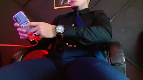 Snapshot of gael_williams3 chatting on 03.10.25 gael_williams3 online show from 03.10.25