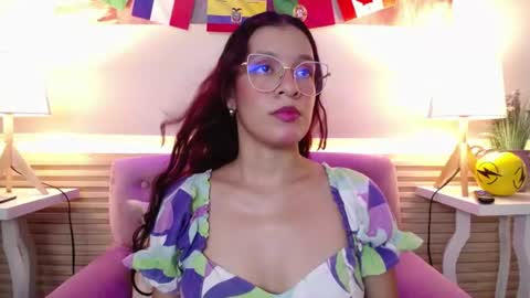 Snapshot of gagingbriana chatting on 07.16.26 Briana online show from 07.16.26