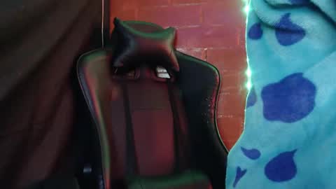 Kate 3 online show from 02.18.25