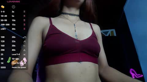 Snapshot of gala_dimou chatting on 09.30.25 Gala Dimou  online show from 09.30.25