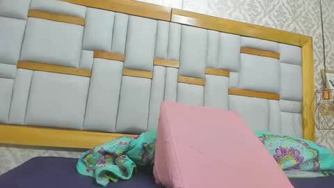 galaanderson online show from 10.16.25