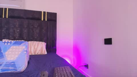 galaanderson online show from 12.16.25