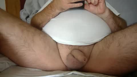 Snapshot of galantalain chatting on 10.24.25 galantalain online show from 10.24.25