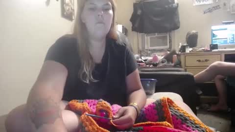 Snapshot of gamer202324 chatting on 09.12.25 gamer202324 online show from 09.12.25