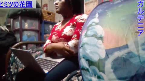 Snapshot of gardeniaspear chatting on 01.08.25 Gardenia online show from 01.08.25