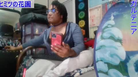 Snapshot of gardeniaspear chatting on 01.16.25 Gardenia online show from 01.16.25