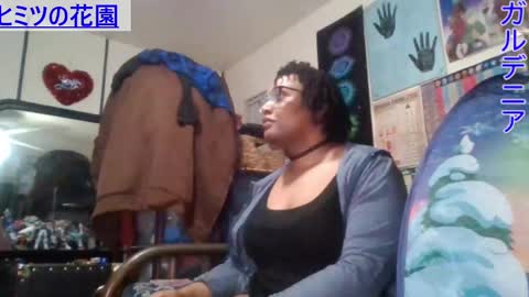 Snapshot of gardeniaspear chatting on 01.19.25 Gardenia online show from 01.19.25