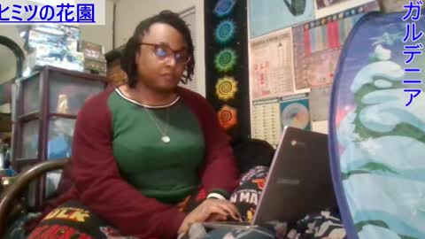 Snapshot of gardeniaspear chatting on 03.09.25 Gardenia online show from 03.09.25