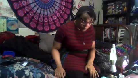 Snapshot of gardeniaspear chatting on 12.02.25 Gardenia online show from 12.02.25