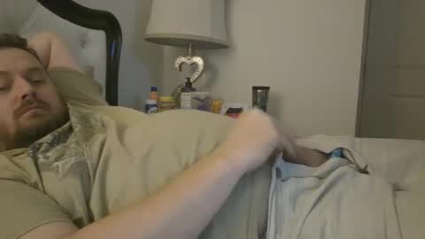 Snapshot of garth146 chatting on 11.02.25 garth146 online show from 11.02.25