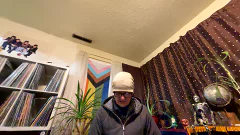 Snapshot of garypumpt chatting on 10.06.25 marvin pumpt online show from 10.06.25