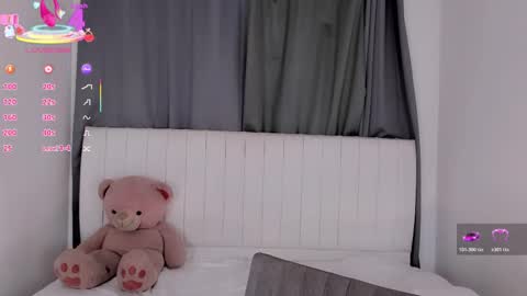 Vnecis Marn online show from 11.18.25