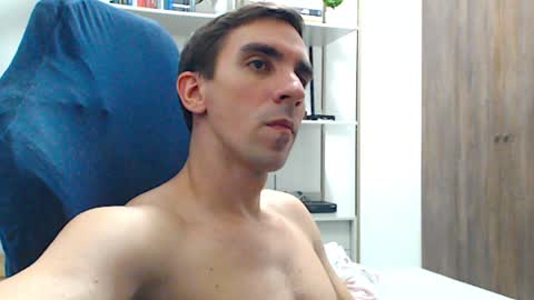 Snapshot of gatosarado23 chatting on 01.04.25 gatosarado23 online show from 01.04.25